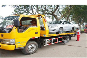 竹溪附近24小时汽车拖车服务热线